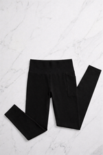 Leggings Sport con Tasca Nero Curvy per Taglie Forti | Leela Lab