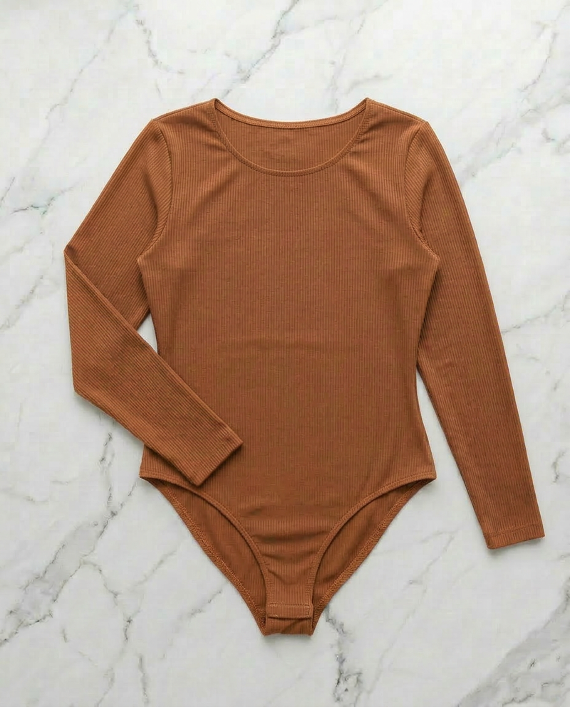 Body Costina Manica Lunga Cammello Curvy per Taglie Forti | Leela Lab