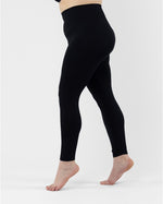 Leggings Sport con Tasca Nero Curvy per Taglie Forti Plus Size Made in Italy Lato| Leela Lab
