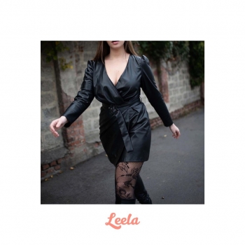 @ladybboriginal knows how to wear our Fishnet Tights With Floral Pattern 🥰 

#leelalabtights #leelalab #styleinspiration #fashion #tights #curvymodel #curvytights