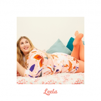 Today is #nopantsday. The perfect day to show your legs with #leelalabtights⁣
Haven't chosen your favorite tights yet?⁣
🛍️ Check out all pattern and shop them now with winter sale